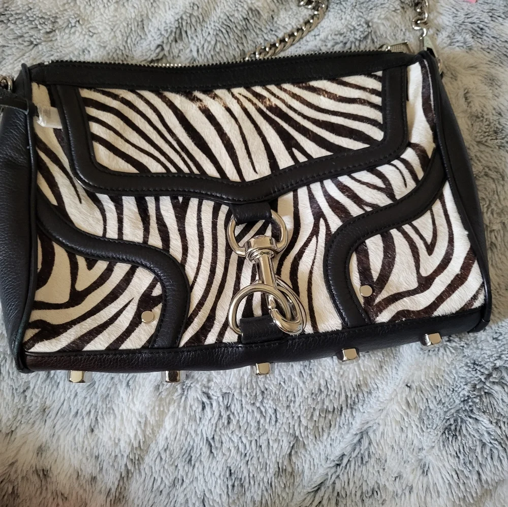 Purse - Picture 1 of 7